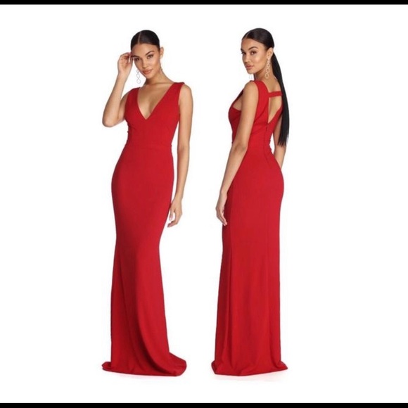 Windsor Dresses & Skirts - Windsor red evening gown